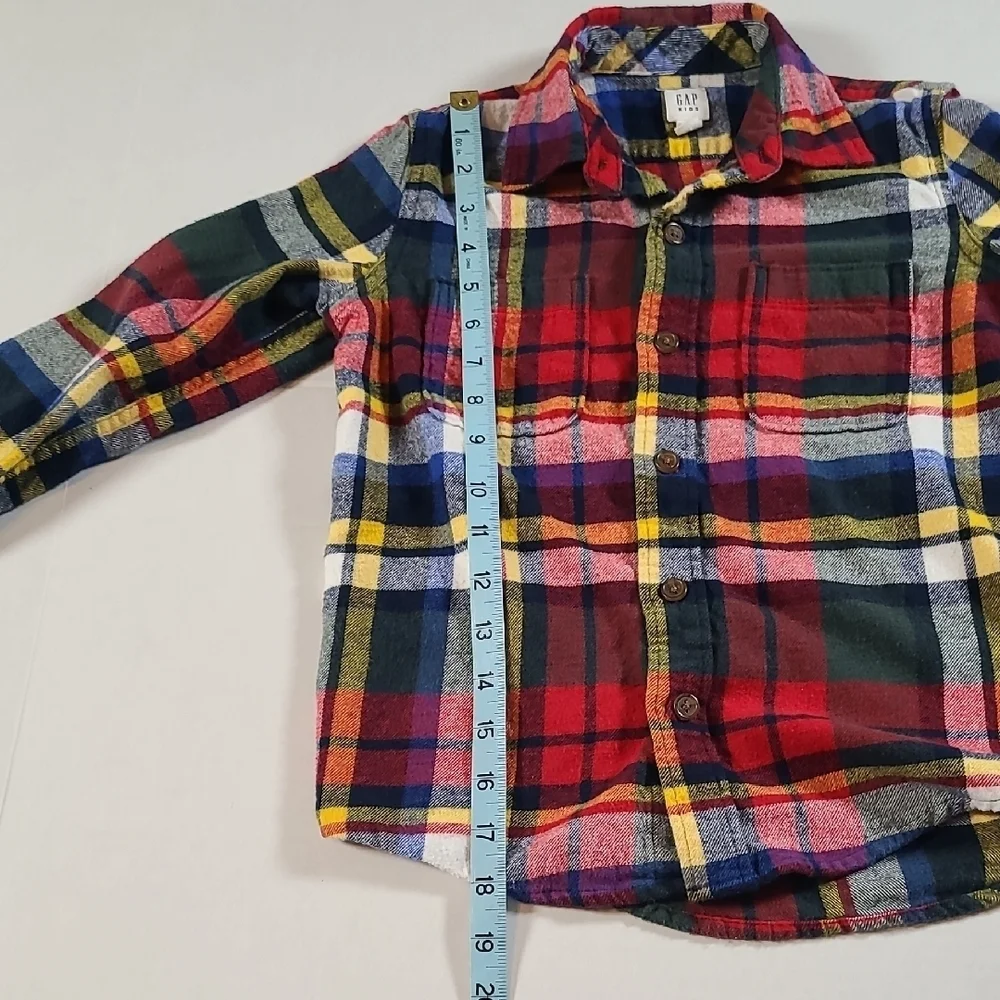 GAP Boys Multicolor Plaid Flanel Button Down Shirt NWOT Size S 6-7